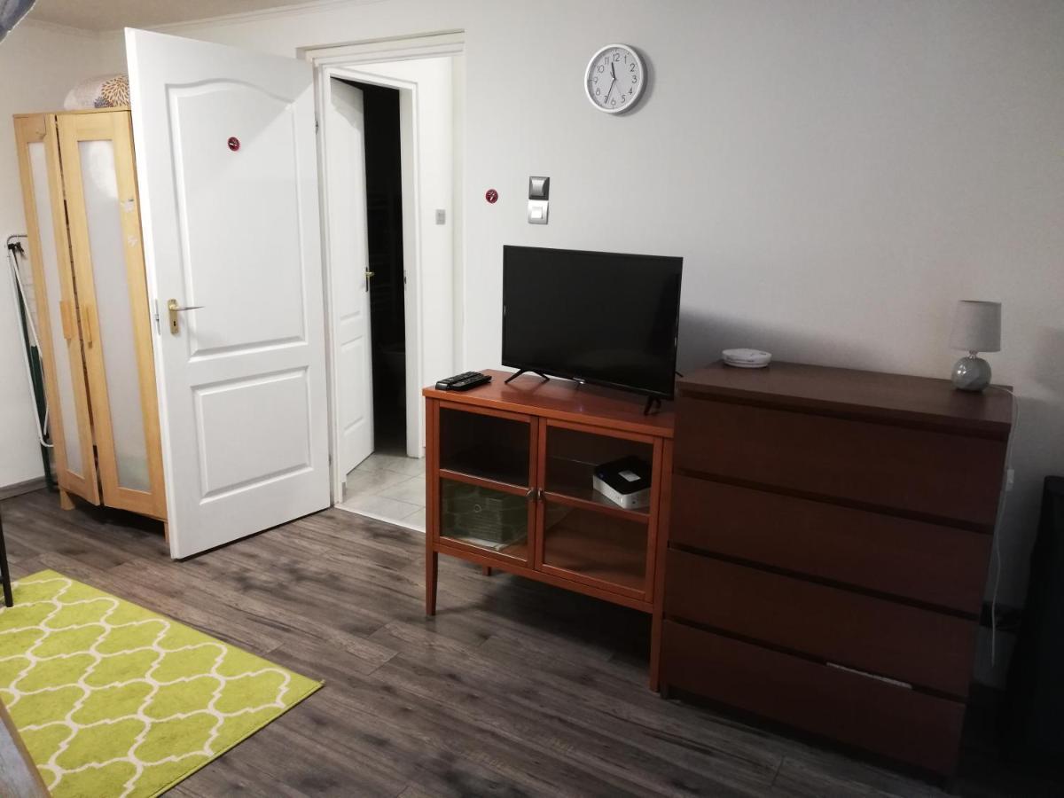 Riverside Cosy Apartman Budapest Esterno foto